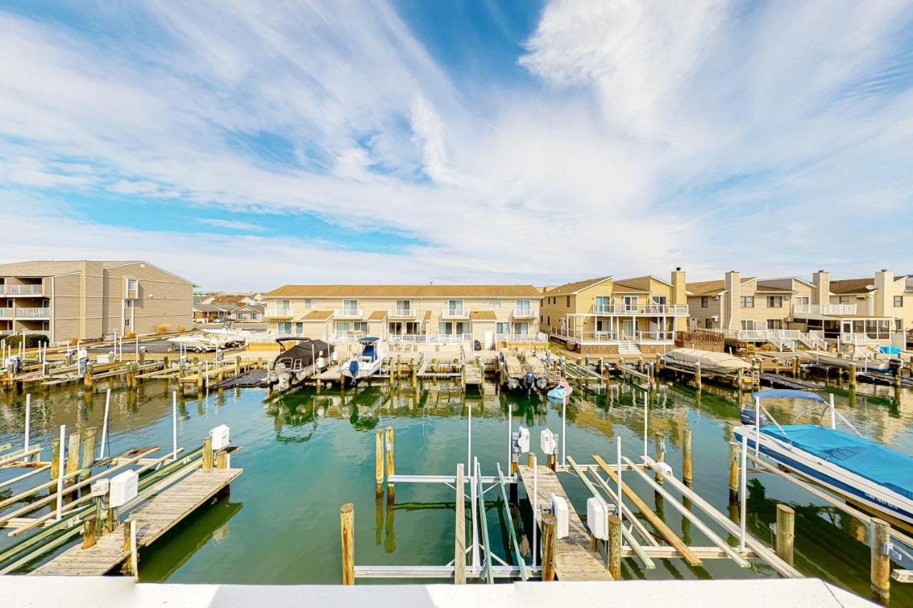 Апартаменты Dolphin Bay I Ошен Сити Экстерьер фото